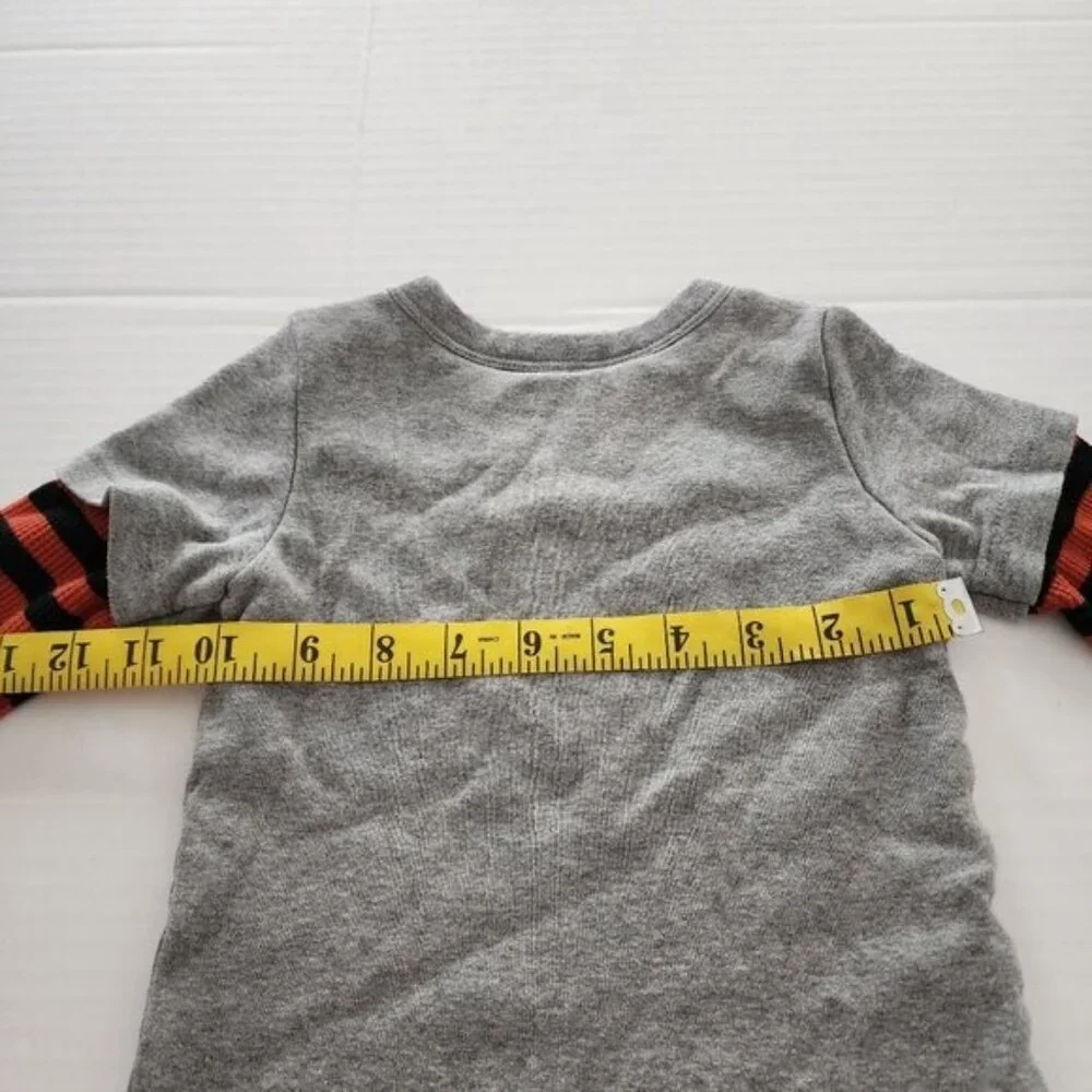 Baby Gap sz 18-24 m Halloween bodysuit one piece Bat gray black orange